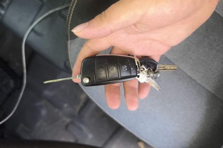 Used Farizon Xingxiang V 2023 V6E Guoxuan Hi-Tech 38.7 kWh Value Edition Vehicle Key