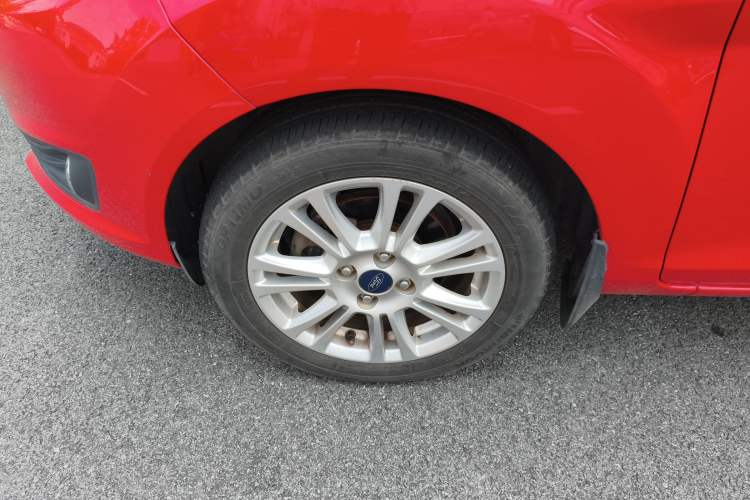 Used Ford Fiesta 2013 Hatchback 1.5L Automatic Fashion Edition