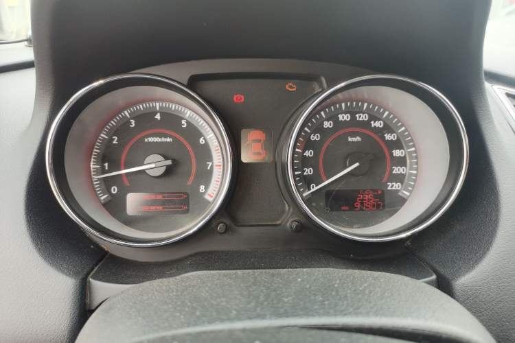 Used Bestune B50 2013 1.6L manual luxury version
