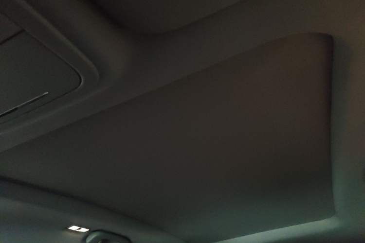 Used Lincoln Corsair 2022 2.0T Two-Wheel Drive Deluxe Edition Headliner