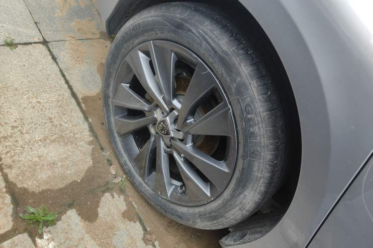 Used Peugeot 408 2022 1.6T Ambition Edition Right Rear Wheel Hub