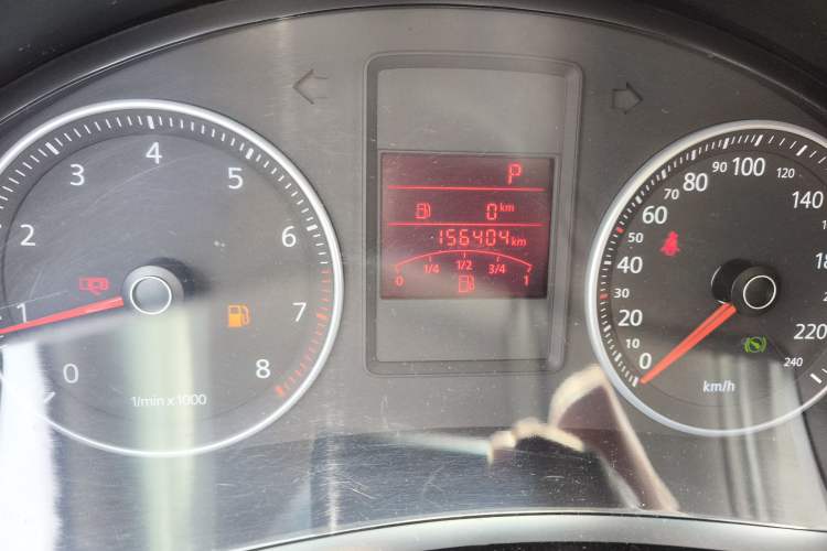 Used Volkswagen Bora 2012 1.6L Automatic Fashion Edition Odometer Close Up