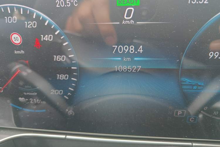 Used Mercedes-Benz EQC 2021 EQC 350 4MATIC Odometer Close Up