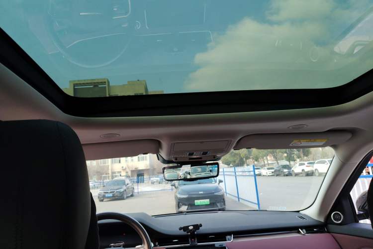 Used Land Rover Range Rover Evoque 2023 Aurora L 249 PS Luxury Edition