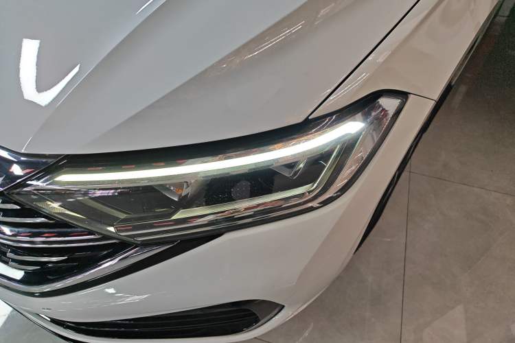 Used Volkswagen Sagitar 2023 280TSI DSG Excellence Edition Left Front Headlight