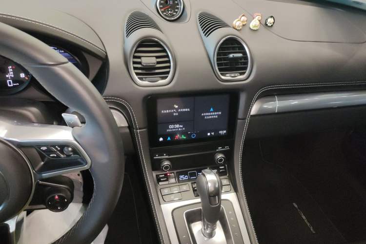 Used Porsche 718 2023 Boxster Style Edition 2.0T Audio And AC Panel