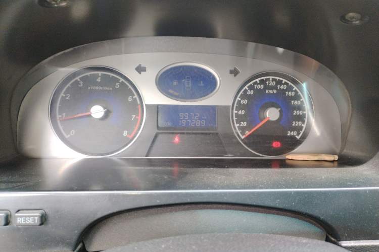 Used Geely Auto Classic Emgrand 2012 Sedan 1.5L Manual Standard Model Instrument Cluster