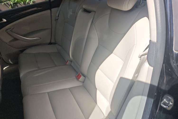 Used Citroen C5 2013 2.0L Manual Comfort Version