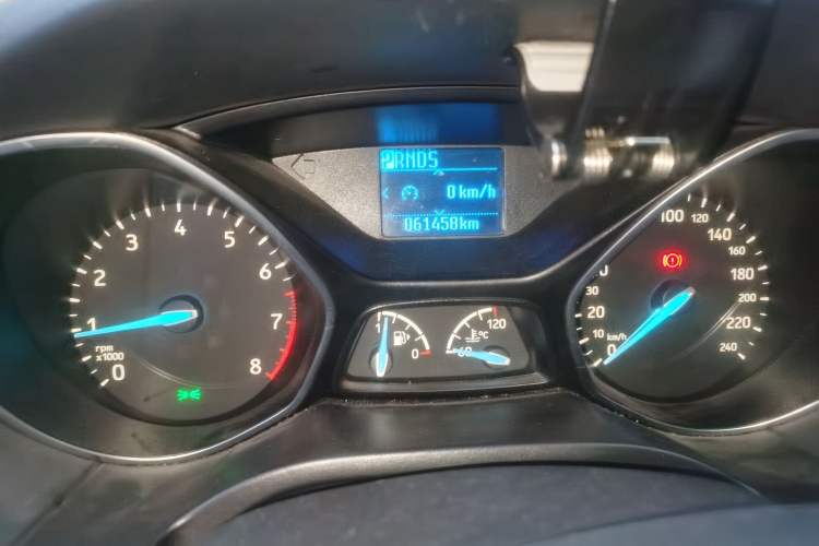 Used Ford Focus 2015 Hatchback EcoBoost 125 Automatic Supreme Style Edition