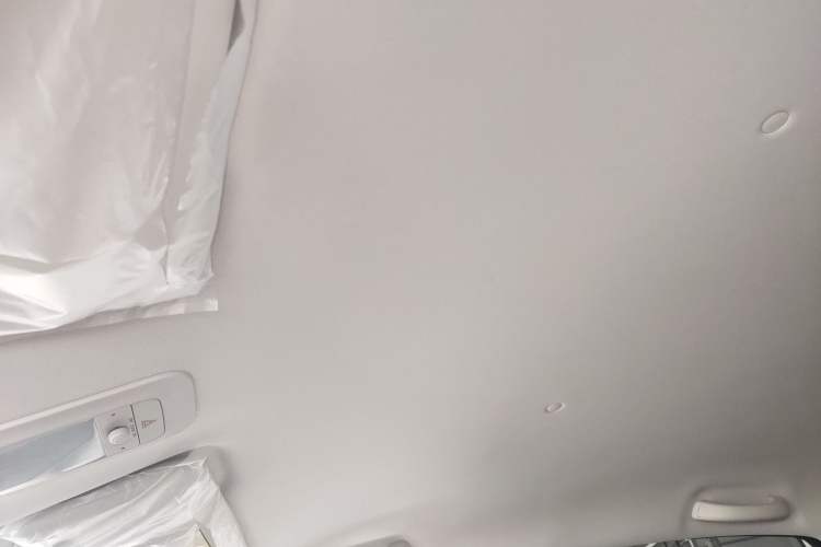 Used Wuling Bingo 2025 333 km Enjoyment Version Headliner