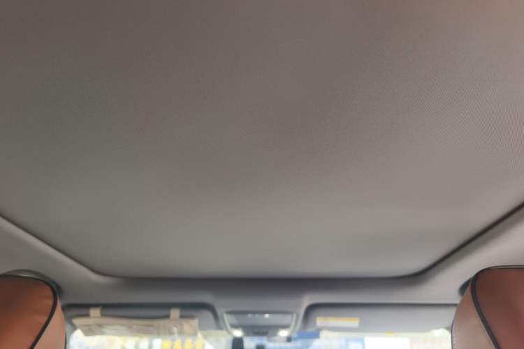 Used Honda UR-V 2017 370TURBO 2WD Prestige Edition China V Headliner