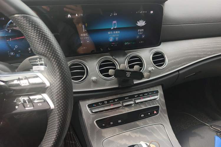 Used Mercedes-Benz E-Class 2022 Revised Version E 300 L Sport Luxury Edition