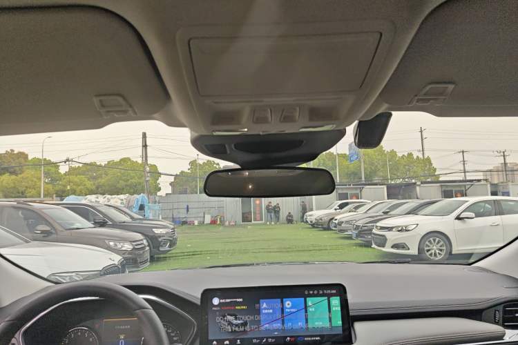 Used Ford Escape 2020 EcoBoost 245 Two-Wheel-Drive Titanium Edition
