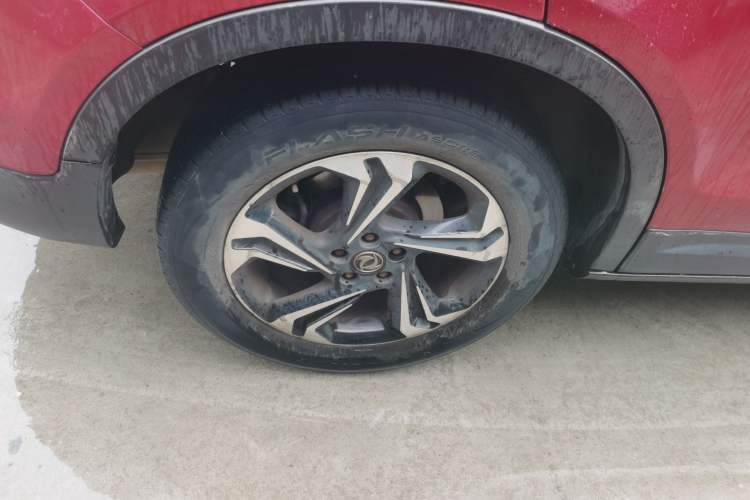 Used Dongfeng Aeolus AX7 2016 2.0L Automatic Zhiyi Trim