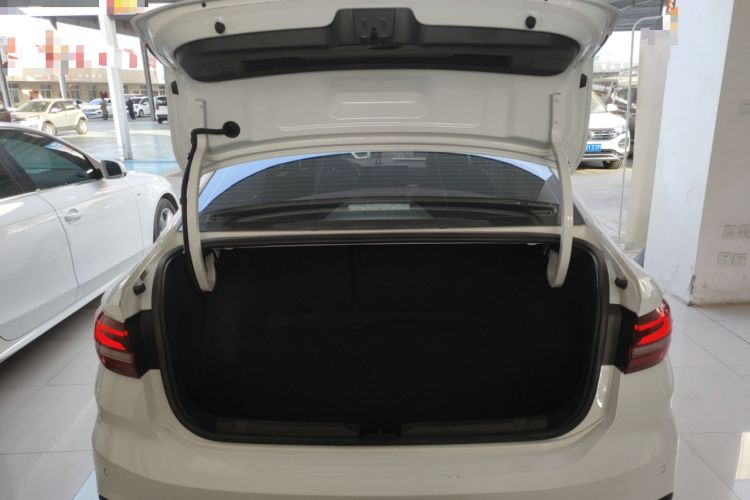 Used Volkswagen Lavida 2023 Revised 1.5L Automatic DeYi Edition