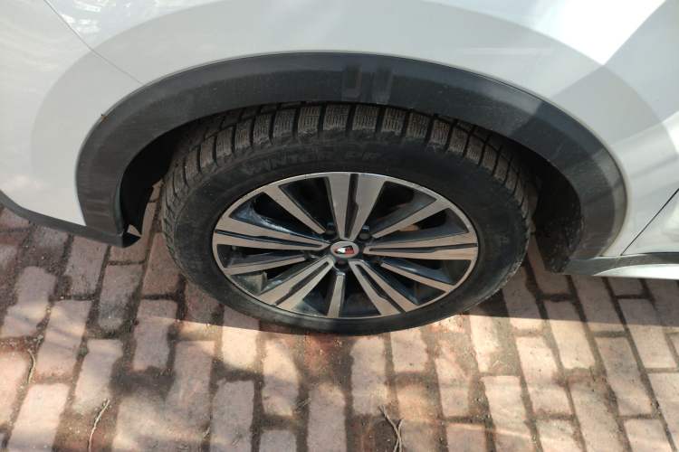 Used Roewe RX5 2020 20T Automatic 4G Connected Million Edition Left Front Wheel Hub