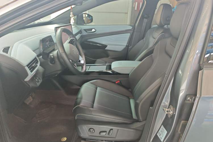 Used Volkswagen ID.4 X 2025 Smart Version Pure & Intelligent Enjoyment Edition