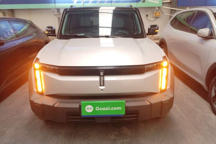 Used iCAR 03 2024 501km Four-wheel Drive Long-range Intelligent Driving Edition
