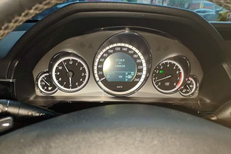 Used Mercedes-Benz E-Class 2011 E 300 L Fashion Prestige Model Instrument Cluster
