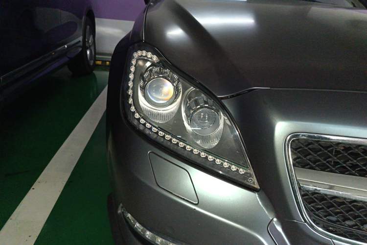 Used Mercedes-Benz CLS 2012 CLS 300 CGI Right Front Headlight