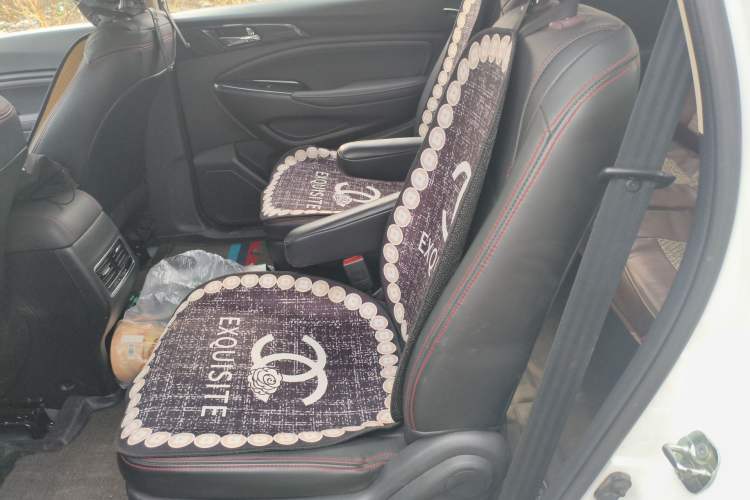 Used CHANGAN OSHAN A800 2017 1.6L Manual Comfort Model