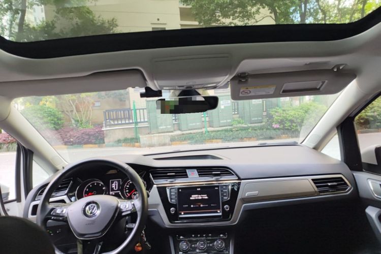 Used Volkswagen Touran 2018 Volkswagen Touran L 280TSI DSG Comfort Edition 7 Seats China V Emission Standard