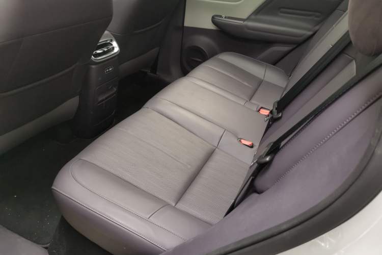 Used Leapmotor B10 2025 510 Joyful Edition Left Rear Seat