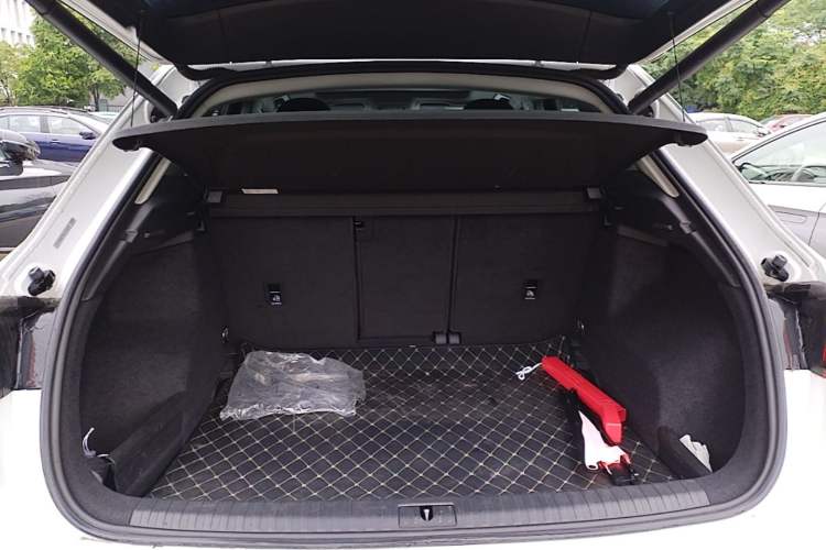 Used Audi Q3 2020 40 TFSI Fashion Dynamic Model
