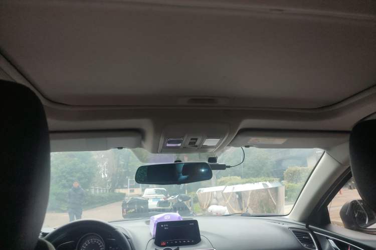 Used Mazda Mazda 3 Axela 2017 Sedan 2.0L Automatic Prestige Model China V Standard
