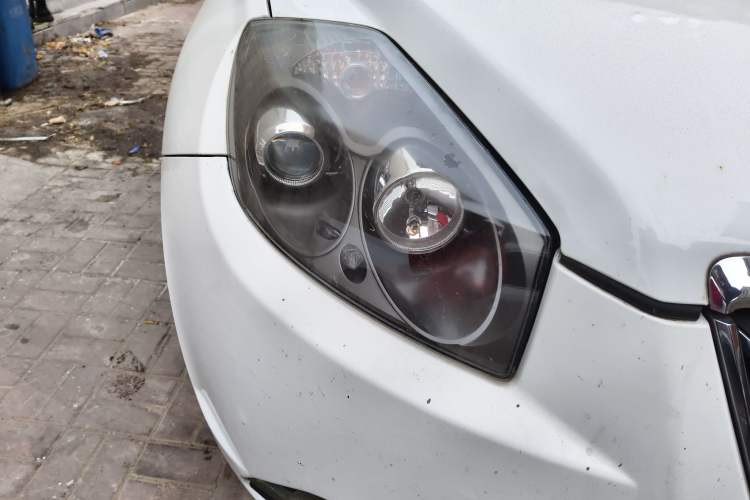 Used Geely Auto GX7 2015 Classic Edition 1.8L Manual Elite Model China IV