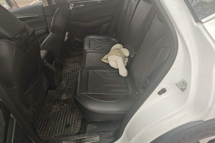 Used CHANGAN CS85 COUPE 2019 2.0T Automatic Luxury Edition China V Standard Left Rear Seat