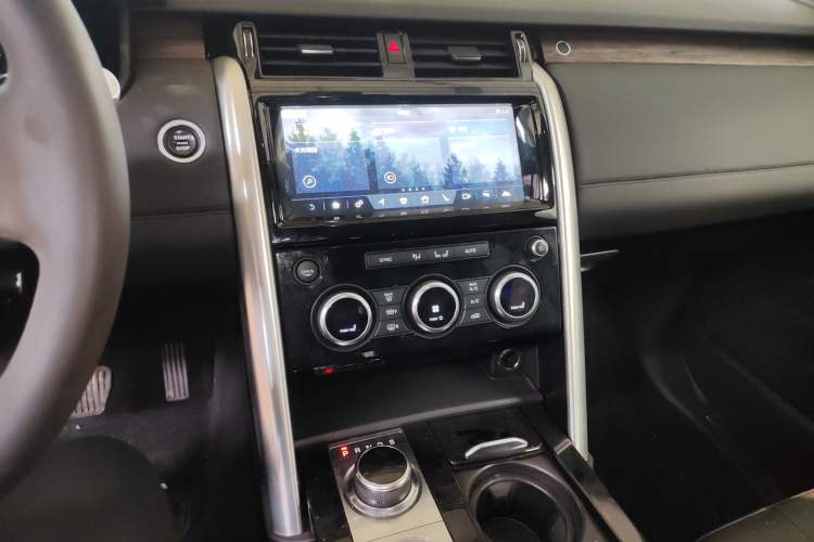 Used Land Rover Discovery 2017 3.0 SC V6 HSE