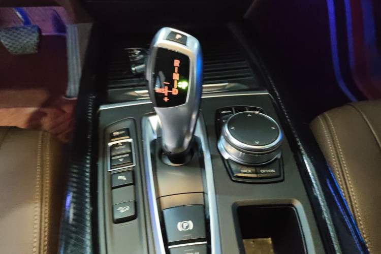 Used BMW X5 2017 xDrive28i
