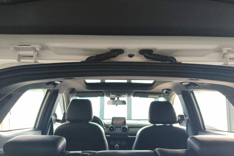 Used Dongfeng Fengon 500 2021 1.5L CVT Enjoyment Version