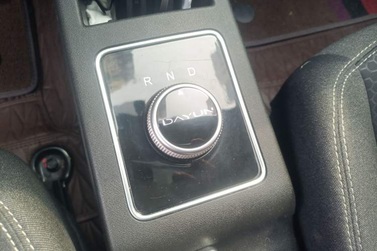 Used Dayun Yuehu 2022 300 Standard Edition Gear Lever