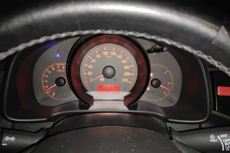 Used Honda Fit 2014 1.5L LX CVT Comfort Model
