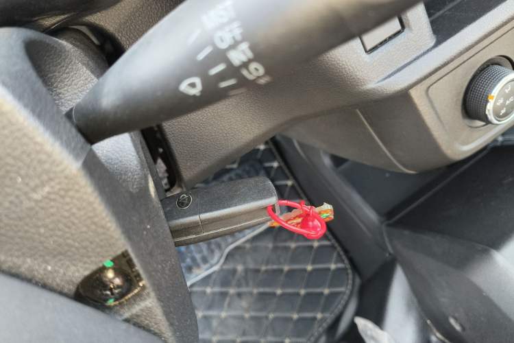 Used Karry Xiaoxiang X7 2024 AVIC Battery (3815 Cargo Box) Side-Panel Truck – Deluxe Model