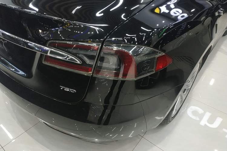 Used Tesla Model S 2017 S 75D Standard Range Edition
