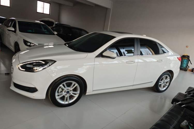 Used Ford Escort 2019 Revised Version 1.5L Automatic Enjoyment Type China VI Standard