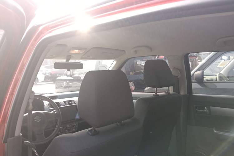 Used Suzuki Swift 2014 1.5L Automatic Fashion Edition
