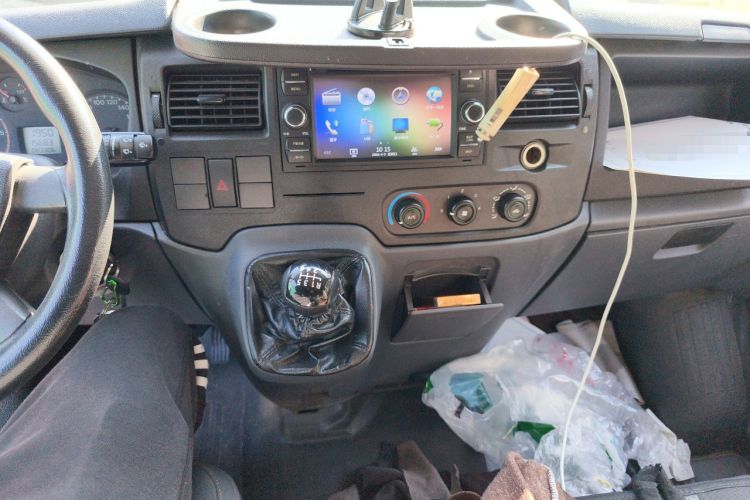 Used Ford Transit Custom 2009 2.4T Diesel Standard Version Short Wheelbase Mid-Roof China Stage III