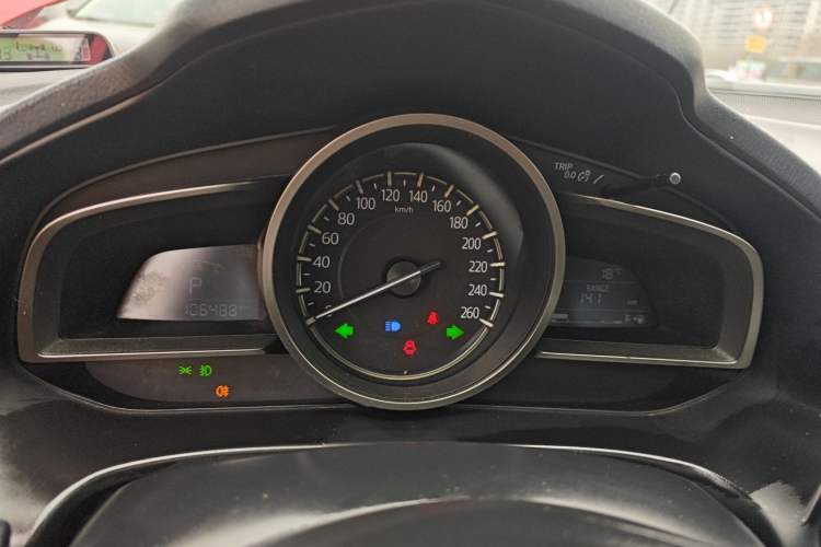 Used Mazda Mazda 3 Axela 2017 Sedan 1.5L Automatic Luxury Model Emission Standard China V
