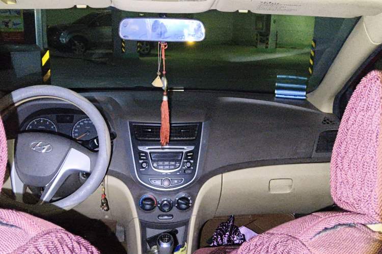 Used Hyundai Verna (older generation) 2010 Sedan 1.4L Manual Comfort GS
