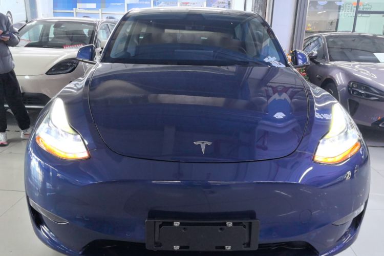 Used Tesla Model Y 2021 Long-Range All-Wheel-Drive Version