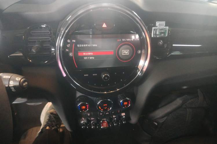 Used MINI MINI 2022 1.5T COOPER Classic Edition