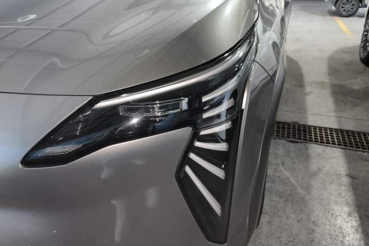 Used AION Y 2023 Younger Star Edition