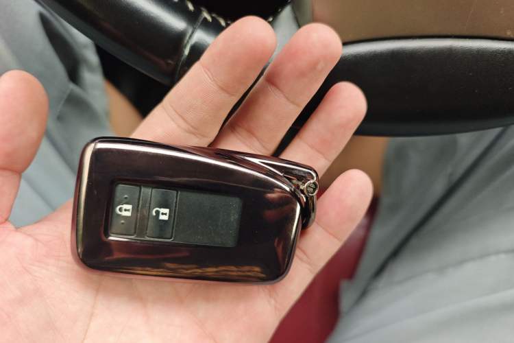 Used Lexus NX 2020 200 Front-Wheel Drive Freeline Edition China VI Standard Vehicle Key