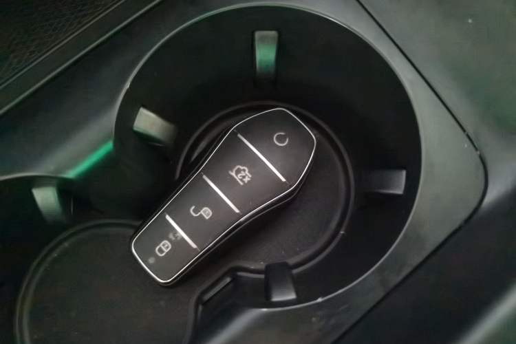 Used BYD Destroyer 05 2024 HONOR Edition DM-i 55KM Luxury Model Vehicle Key