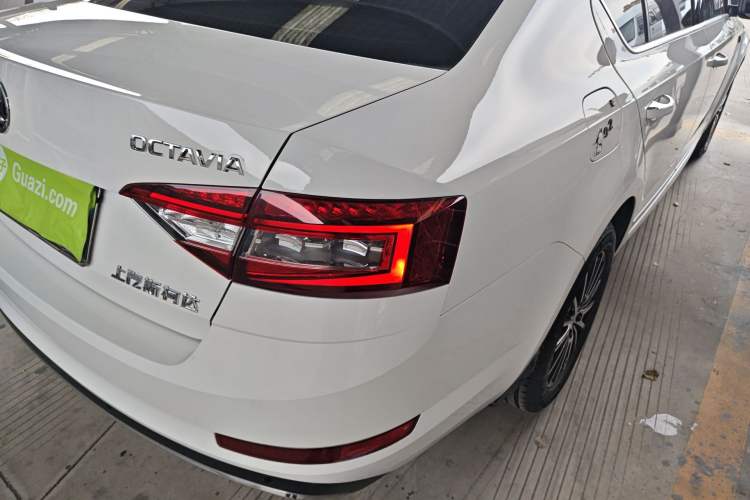 Used Skoda Octavia 2019 TSI230 DSG Luxury Edition