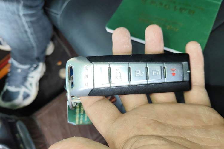 Used Wey VV7 2017 2.0T Luxury Model
